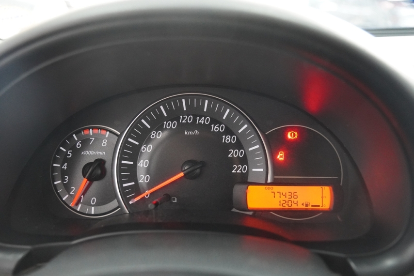 nissan march 1.0 12v 2015/2016 - itamarati veiculos13