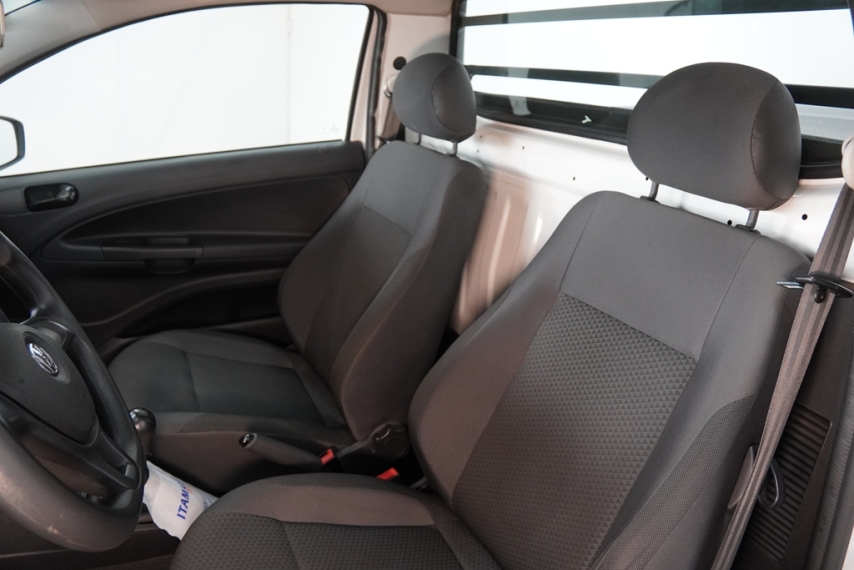 volkswagen saveiro robust cs 1.6 16v 2023/2023 - itamarati veiculos13