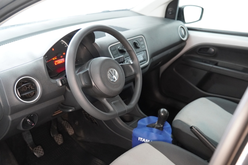 volkswagen up take 1.0 12v 2014/2015 - itamarati veiculos10