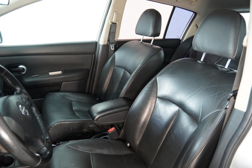 nissan tiida sl 1.8 16v 2012/2013 - itamarati16