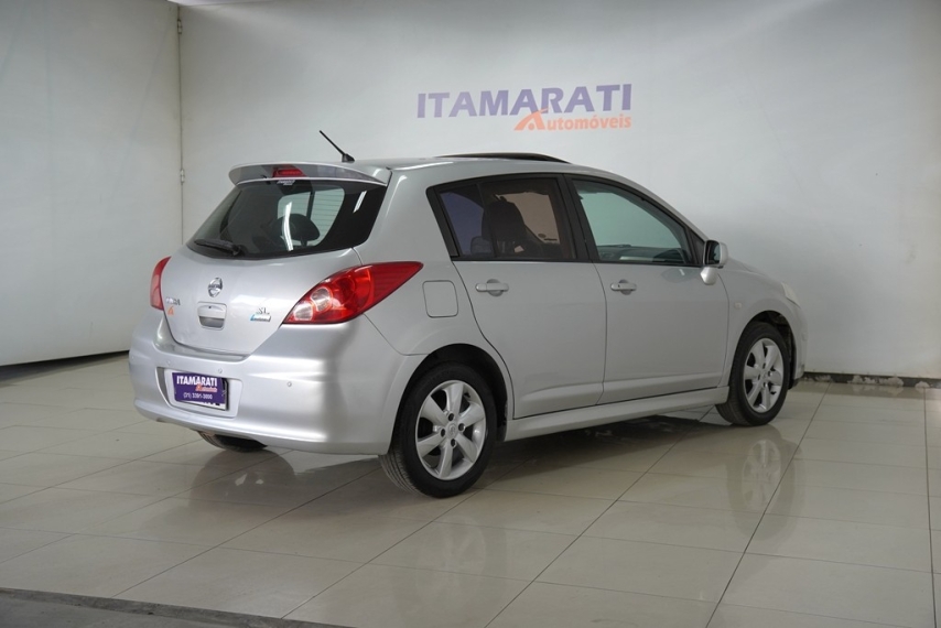 nissan tiida sl 1.8 16v 2012/2013 - itamarati7