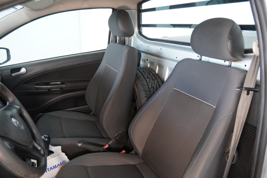 volkswagen saveiro tl mbvs 1.6 8v 2020/2021 - itamarati veiculos16