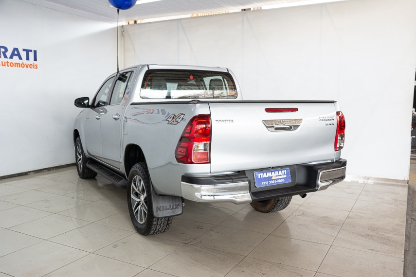 toyota hilux srx 2.8 16v 2017/2018 - itamarati veiculos4