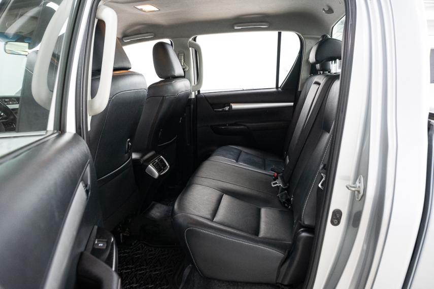 toyota hilux srx 2.8 16v 2017/2018 - itamarati veiculos17