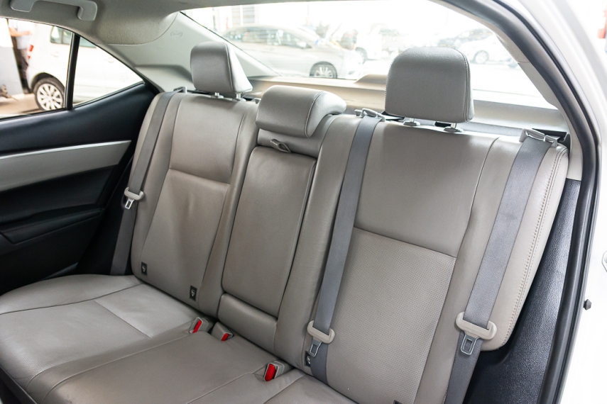 toyota corolla gli upper 1.8 16v 2017/2018 - itamarati veiculos17