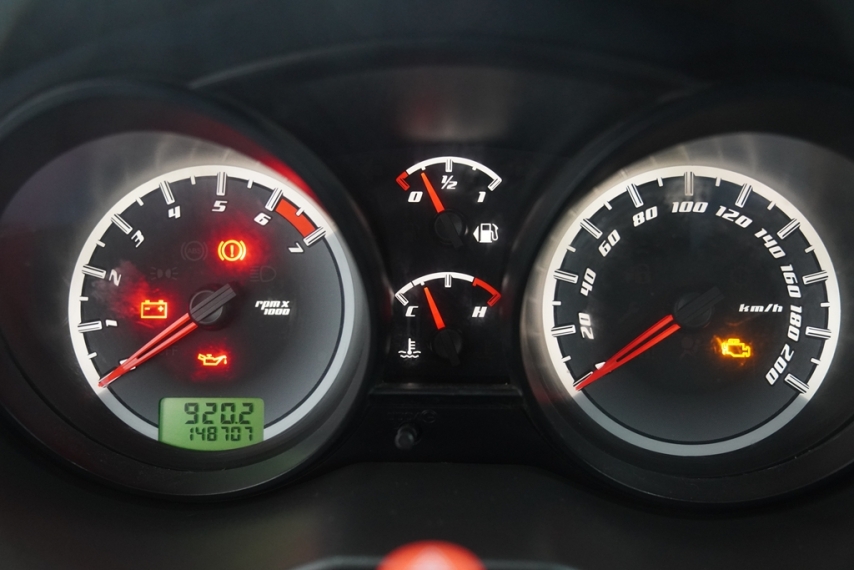 ford fiesta 1.0 8v 2013/2014 - itamarati veiculos13