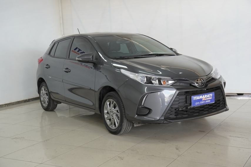 toyota yaris xs 1.5 16v 2024/2024 - itamarati veiculos8