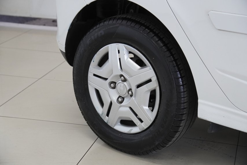 chevrolet onix 1.0mt lt 1.0 8v 2013/2013 - itamarati veiculos16