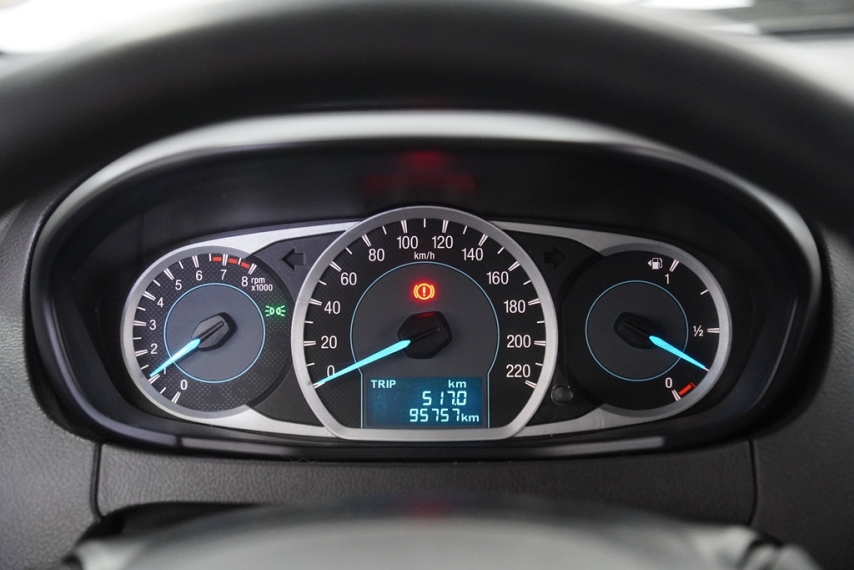 ford ka se 1.0 12v 2014/2015 - itamarati veiculos13