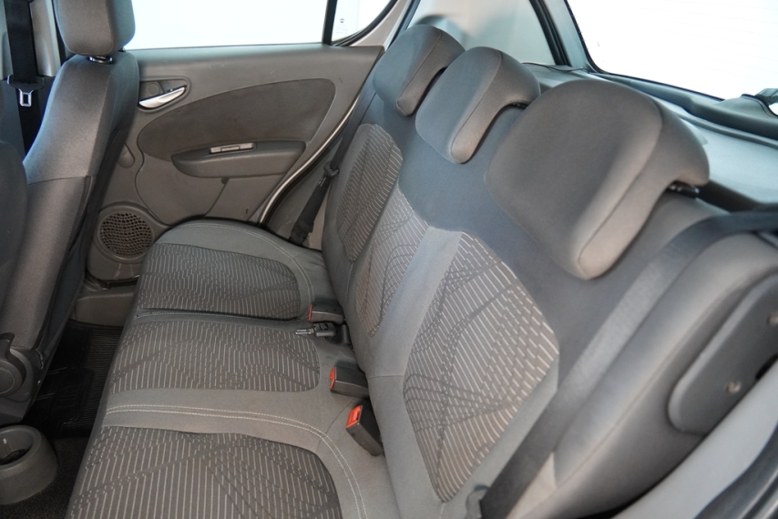 fiat 	palio attractive 1.0 8v 2012/2012 - itamarati veiculos16