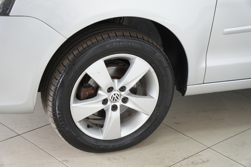 volkswagen polo 1.6 8v 2014/2014 - itamarati veiculos10