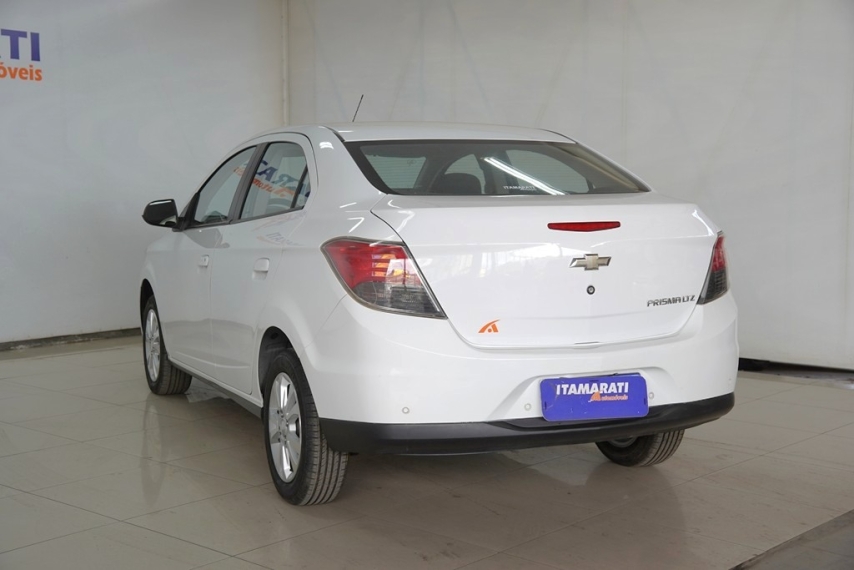 chevrolet prisma ltz 1.4 8v 2014/2015 - itamarati veiculos4