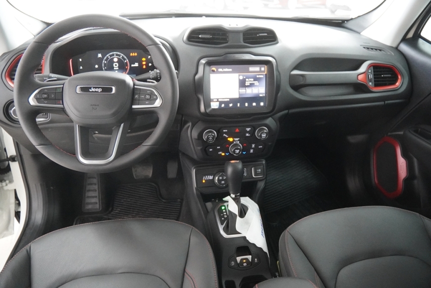jeep renegade trall 4x4 1.3 16v 2024/2025 - itamarati veiculos11