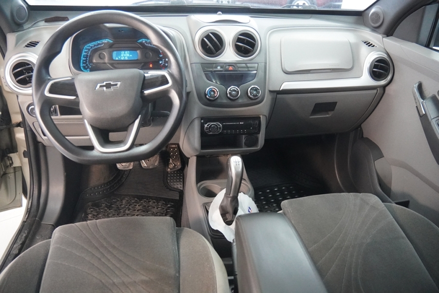 chevrolet agile ltz 1.4 8v 2010/2011 - itamarati veiculos13