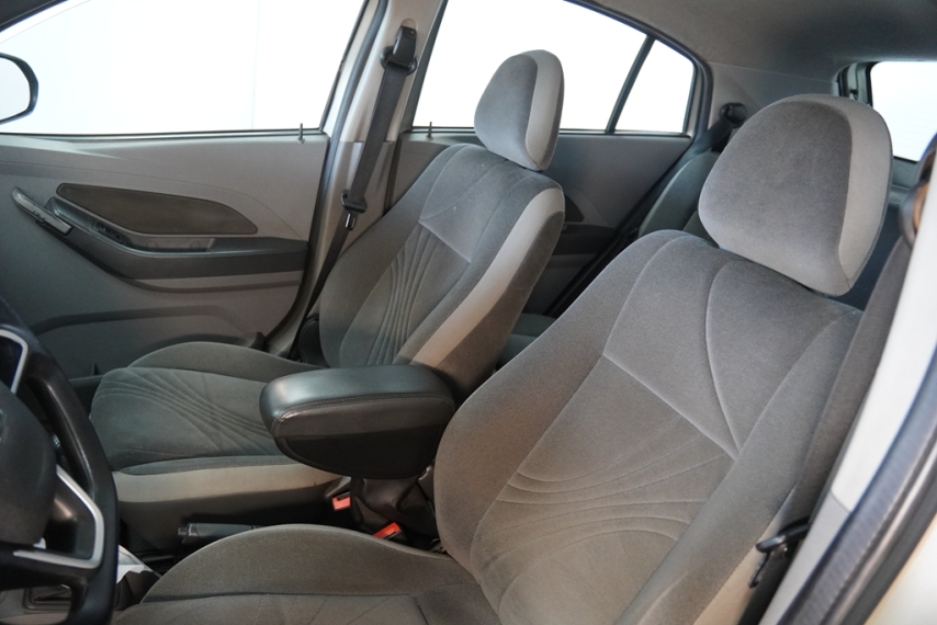 chevrolet agile ltz 1.4 8v 2010/2011 - itamarati veiculos15