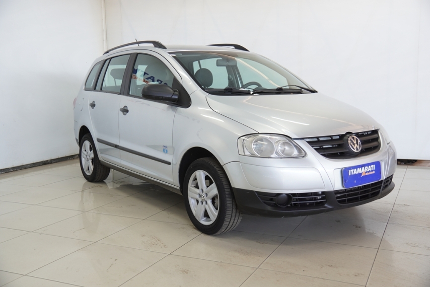 volkswagen spacefox route 1.6 8v 2009/2010 - itamarati veiculos8