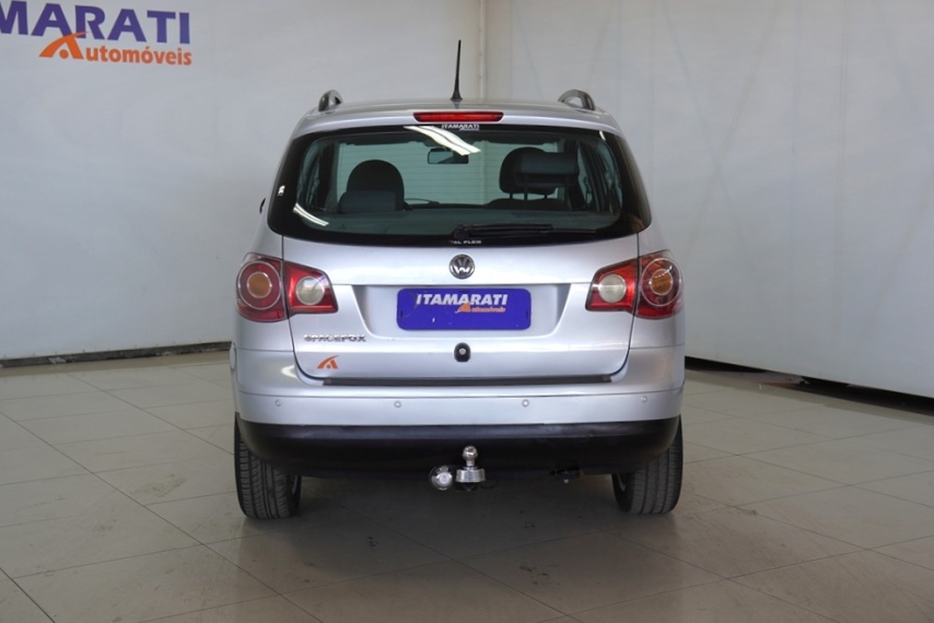 volkswagen spacefox route 1.6 8v 2009/2010 - itamarati veiculos5