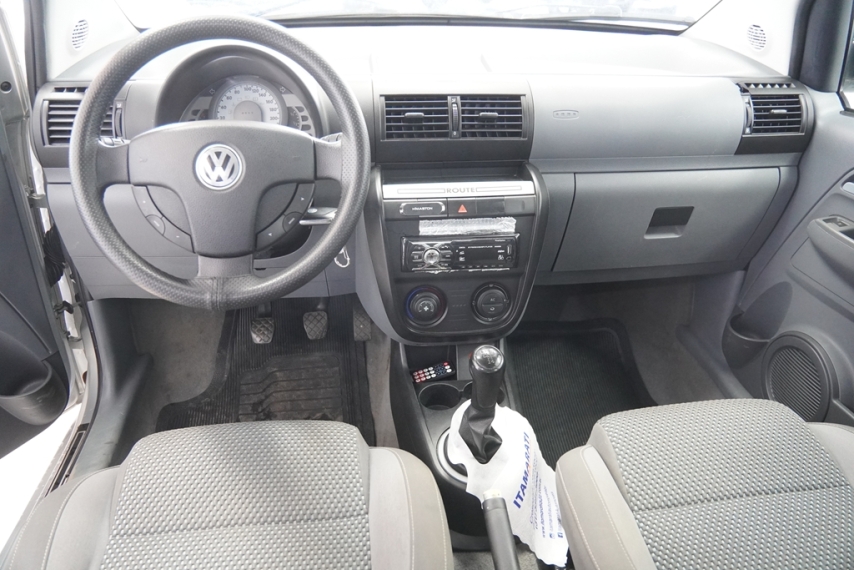 volkswagen spacefox route 1.6 8v 2009/2010 - itamarati veiculos12