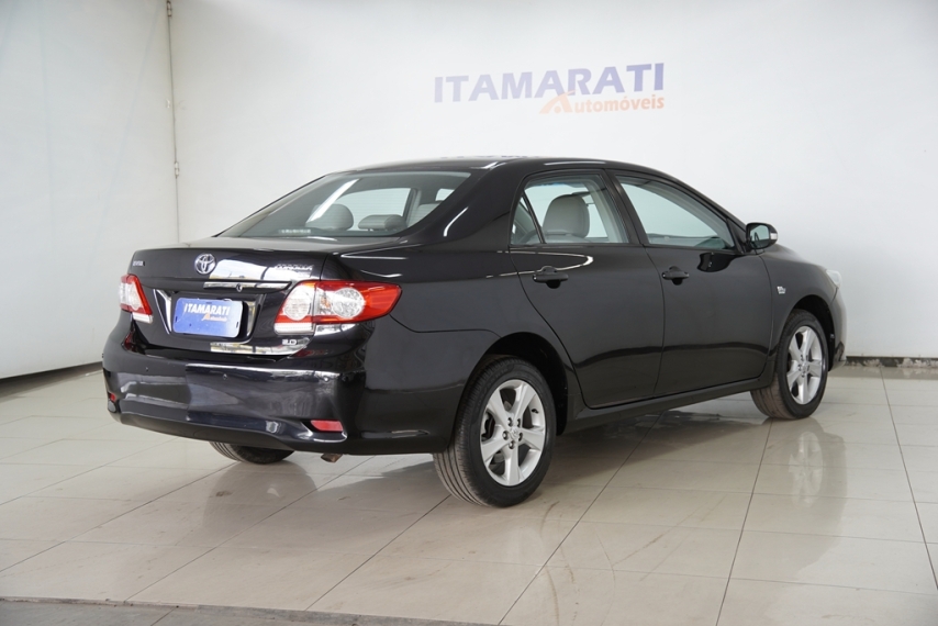 toyota corolla xei 2.0 16v 2013/2014 - itamarati veiculos7