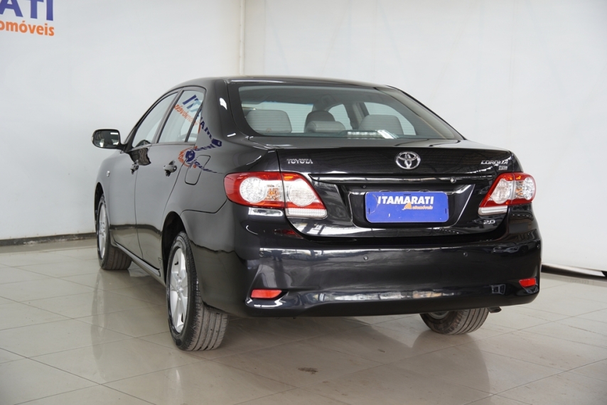 toyota corolla xei 2.0 16v 2013/2014 - itamarati veiculos4