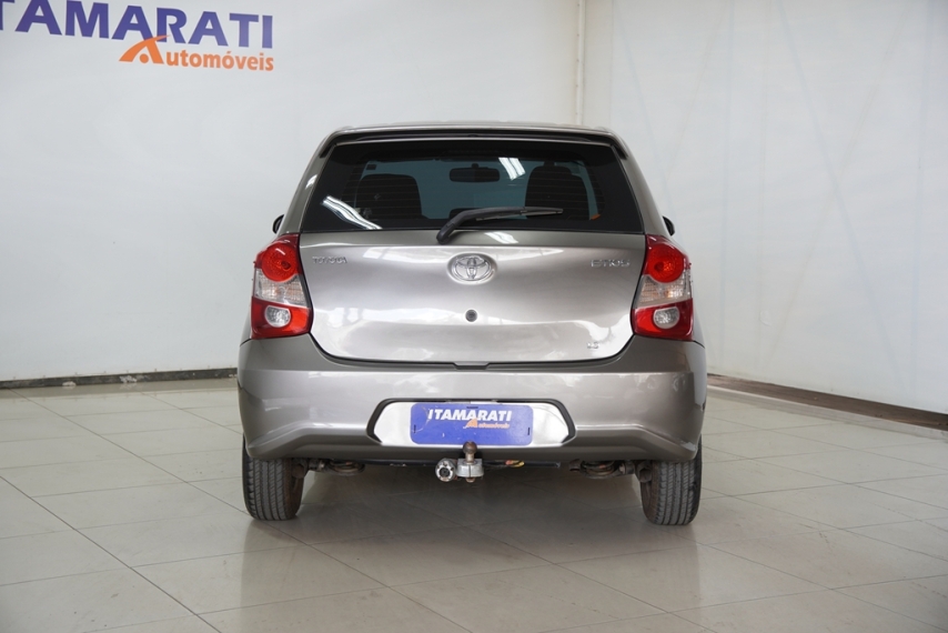 toyota etios hb x 1.6 16v 2018/2019 - itamarati veiculos5