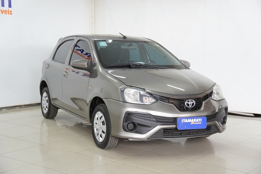 toyota etios hb x 1.6 16v 2018/2019 - itamarati veiculos9