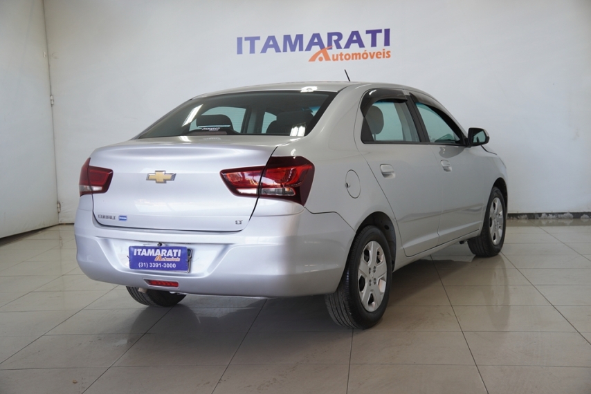 chevrolet cobalt lt 1.4 8v 2017/2018 - itamarati veiculos5