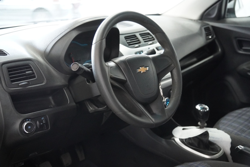 chevrolet cobalt lt 1.4 8v 2017/2018 - itamarati veiculos11