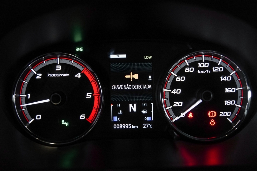 mitsubishi l200 triton 2.4 turbo diesel 4x4 at sport hpe-s 2024
