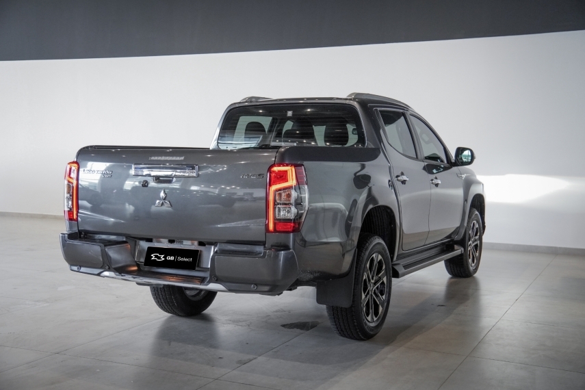 mitsubishi l200 triton 2.4 turbo diesel 4x4 at sport hpe-s 2024