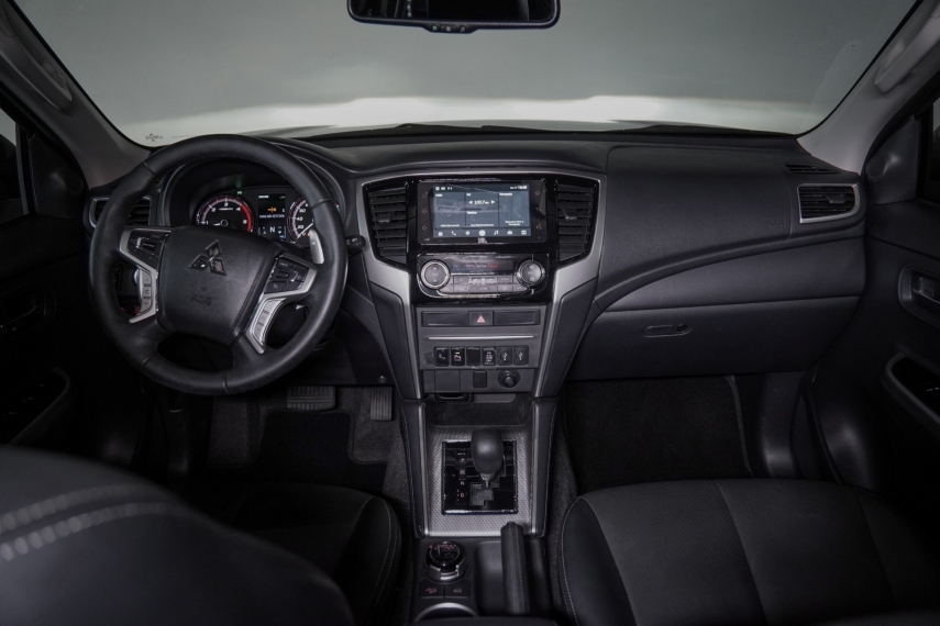 mitsubishi l200 triton 2.4 turbo diesel 4x4 at sport hpe-s 2024