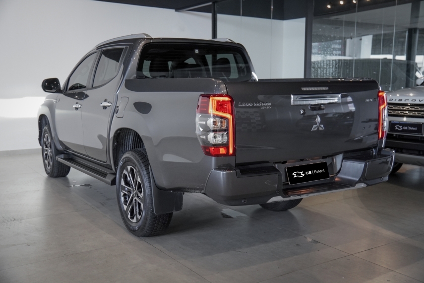 mitsubishi l200 triton 2.4 turbo diesel 4x4 at sport hpe-s 2024