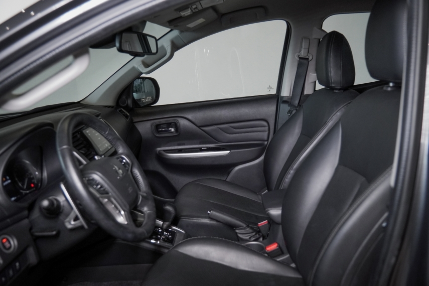 mitsubishi l200 triton 2.4 turbo diesel 4x4 at sport hpe-s 2024