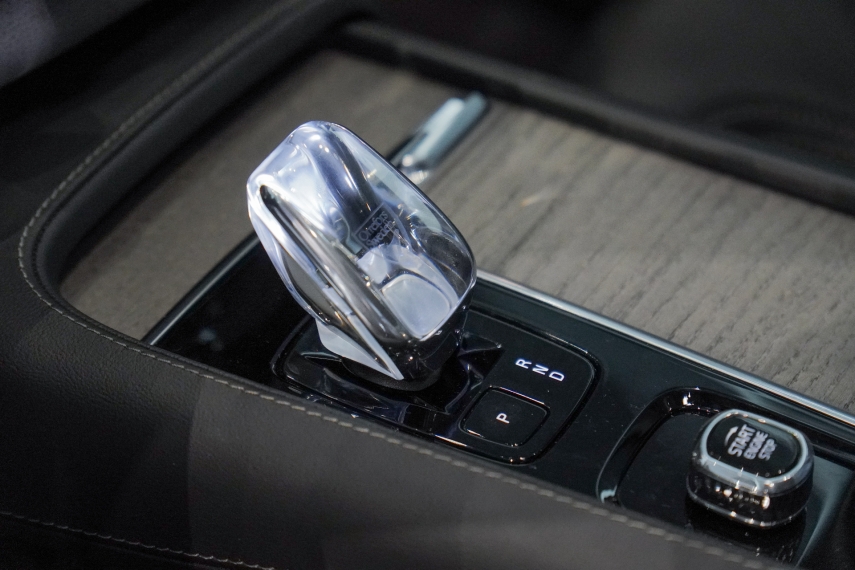 volvo xc90 2.0 t8 recharge ultimate awd geartronic.