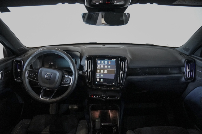 volvo xc40 p6 recharge electric plus awd.