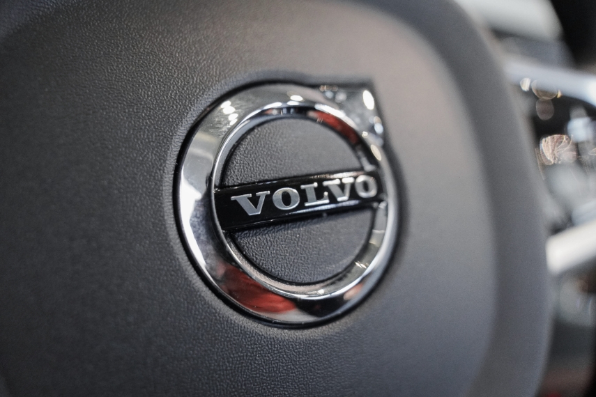 volvo xc90 2.0 t8 recharge plus awd geartronic