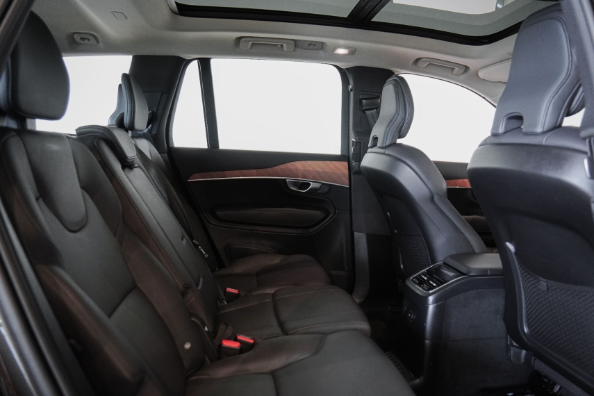 volvo xc90 2.0 t8 recharge plus awd geartronic