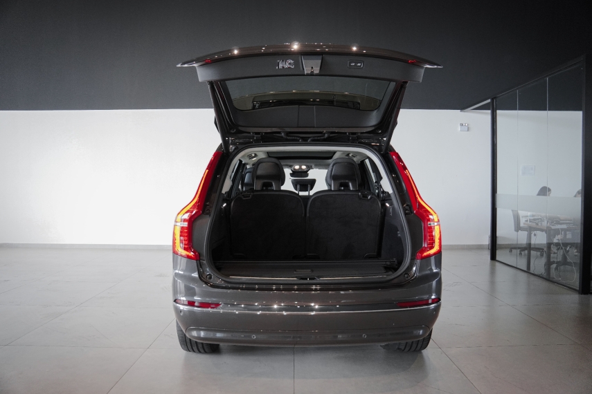 volvo xc90 2.0 t8 recharge plus awd geartronic
