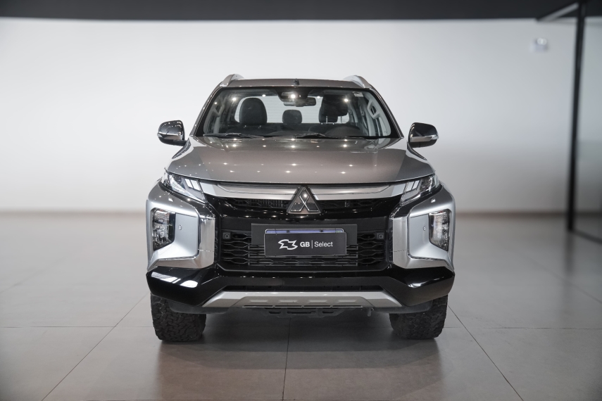 mitsubishi l200 triton 2.4 turbo diesel 4x4 at sport hpe-s 6.1 4p automatico 2024