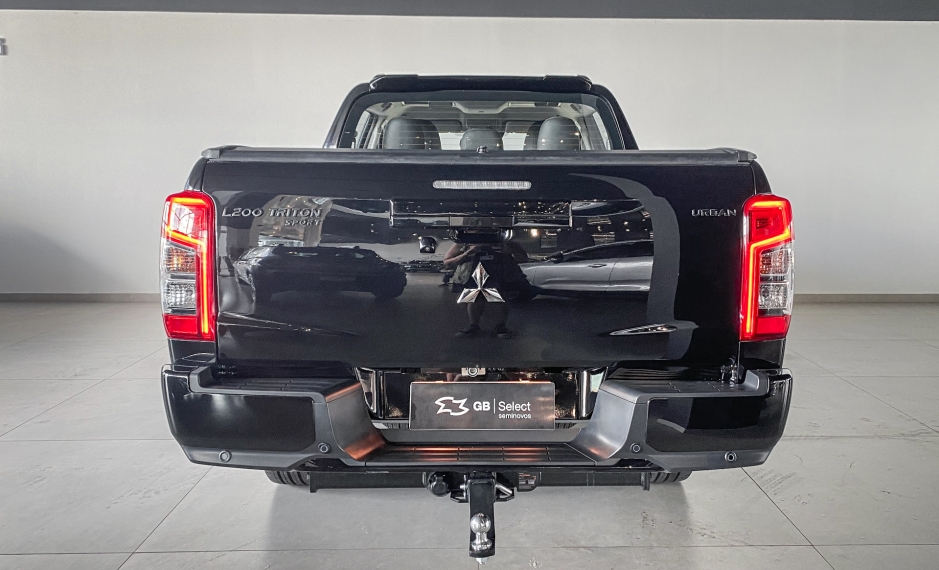 mitsubishi l200 triton 2.4 16v turbo diesel sport hpe-s urban cd 4p 4x4 automatico 2.0 202513