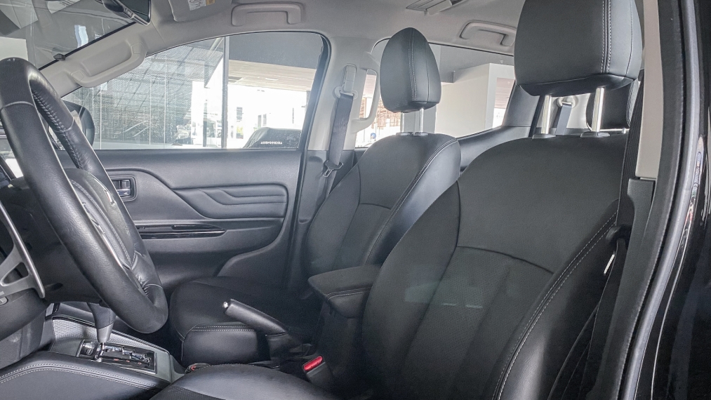 mitsubishi l200 triton 2.4 16v turbo diesel sport hpe-s urban cd 4p 4x4 automatico 2.0 20259