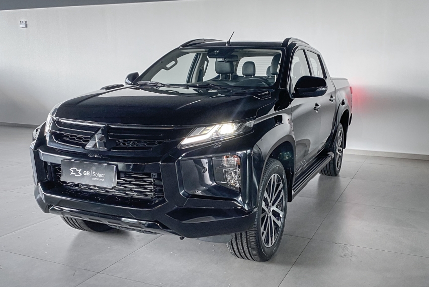 mitsubishi l200 triton 2.4 16v turbo diesel sport hpe-s urban cd 4p 4x4 automatico 2.0 20252