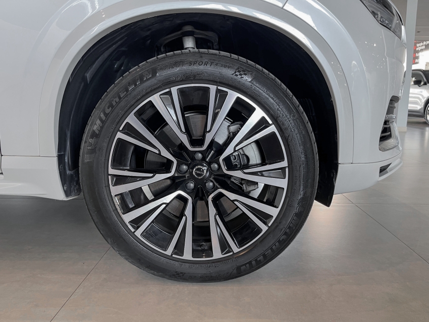 volvo xc90 2.0 t8 recharge plus awd geartronic 4.9 hibrido 4p automatico 2023