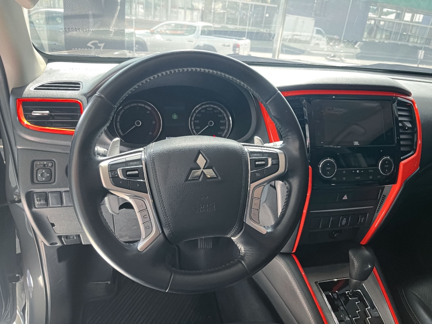 mitsubishi l200 triton 2.4 16v turbo diesel sport hpe sertoes cd 4p 4x4 automatico 2024