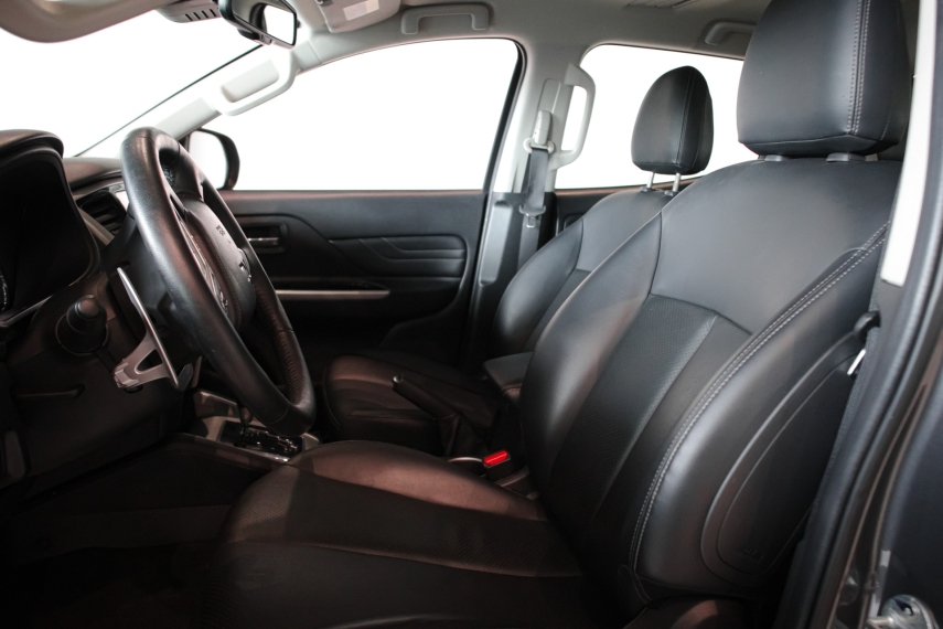 mitsubishi l200 triton 2.4 16v turbo diesel sport hpe-s cd 4p 4x4 automatico 20259