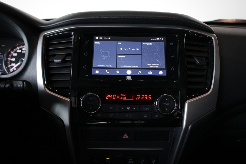 mitsubishi l200 triton 2.4 16v turbo diesel sport hpe-s cd 4p 4x4 automatico 20256