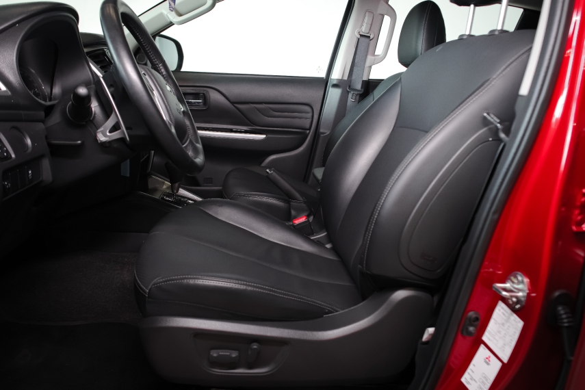 mitsubishi l200 triton 2.4 16v turbo diesel sport hpe cd 4p 4x4 automatico 2.0 20235