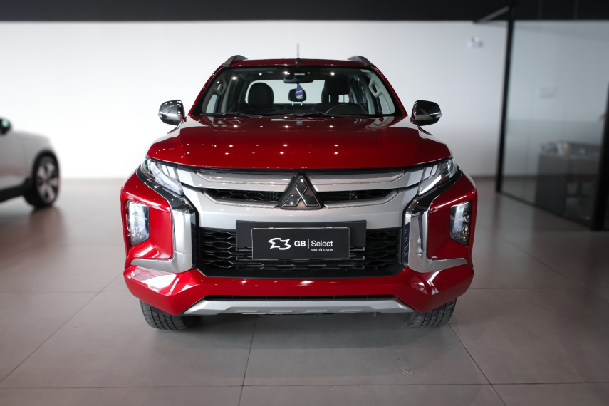 mitsubishi l200 triton 2.4 16v turbo diesel sport hpe cd 4p 4x4 automatico 2.0 20231