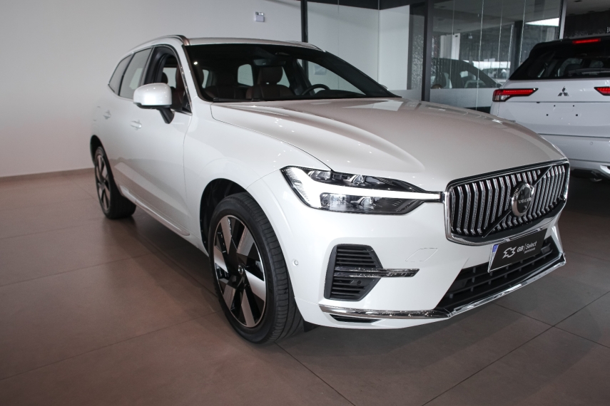 volvo xc60 2.0 t8 recharge plus awd geartronic 6.0 hibrido 5p automatico 2024