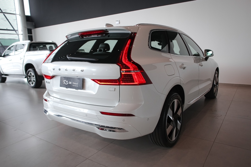 volvo xc60 2.0 t8 recharge ultimate awd geartronic 6.0 hibrido 5p automatico 202417
